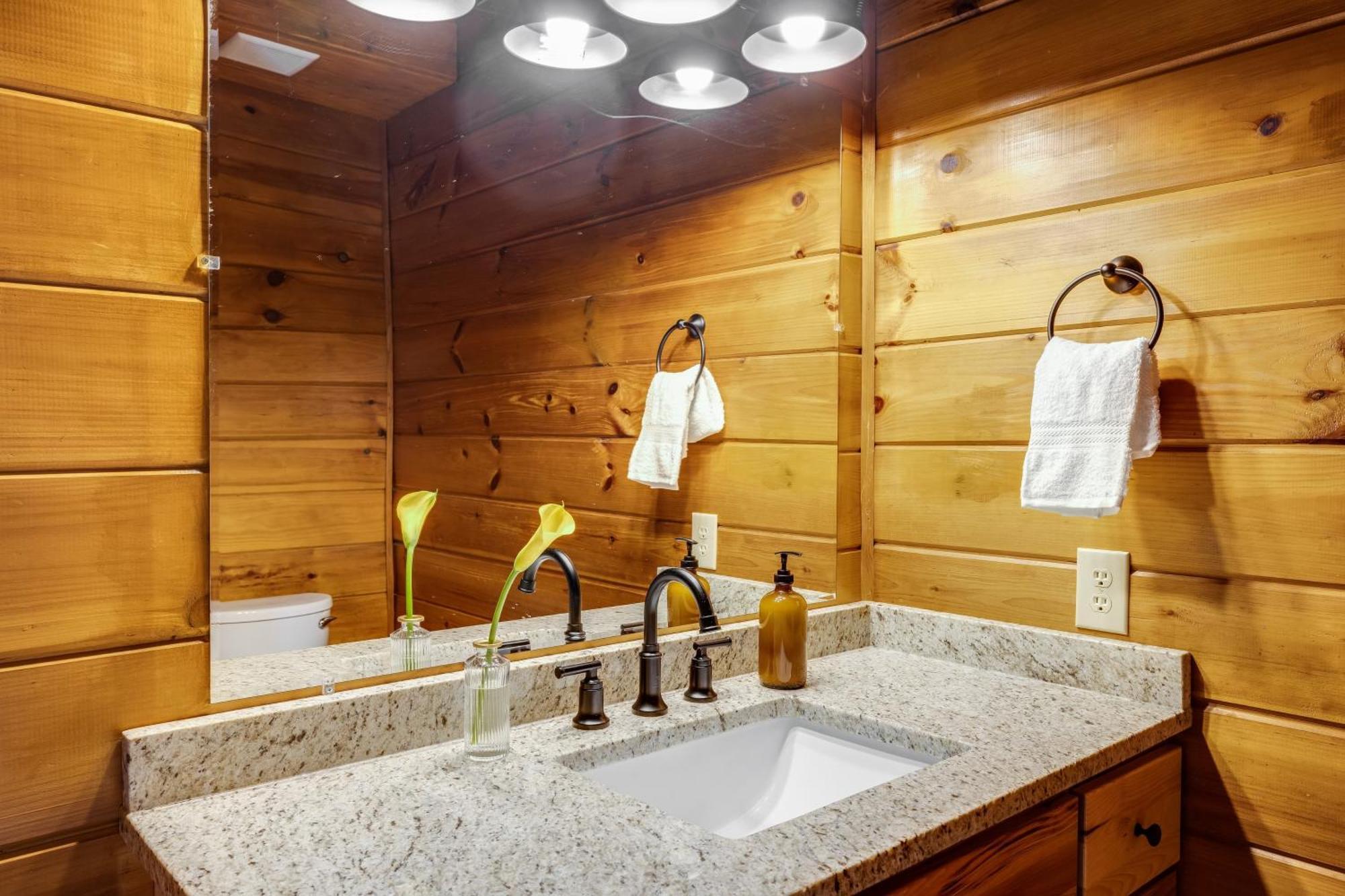 Dudley III By Avantstay Cosy Mountain Home W Hot Tub Great Views พิเจนฟอร์จ ภายนอก รูปภาพ
